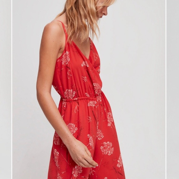 Wilfred Aritzia Scarlett Red Jumpsuit. Size M - Picture 4 of 8